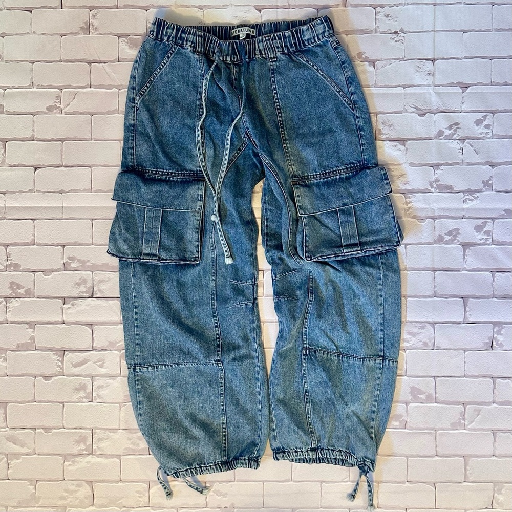 Signature8 Relaxed Blue Cargo Jeans Size S - Picture 2 of 5